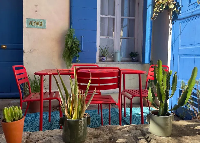 Charming Studio With Patio In The Heart Of Marseille